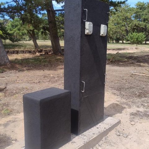 PILAR DE LUZ Y <br>GABINETE DE GAS DOBLE - Imagen 4